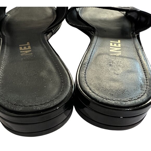 Chanel Mesh Patent Slides in Black - Picture 6 of 8